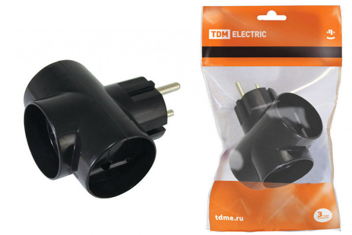 Тройник 3х2П 16А 250B черный TDM SQ1806-0042 Тройник 3х2П 16А 250B черный TDM SQ1806-0042